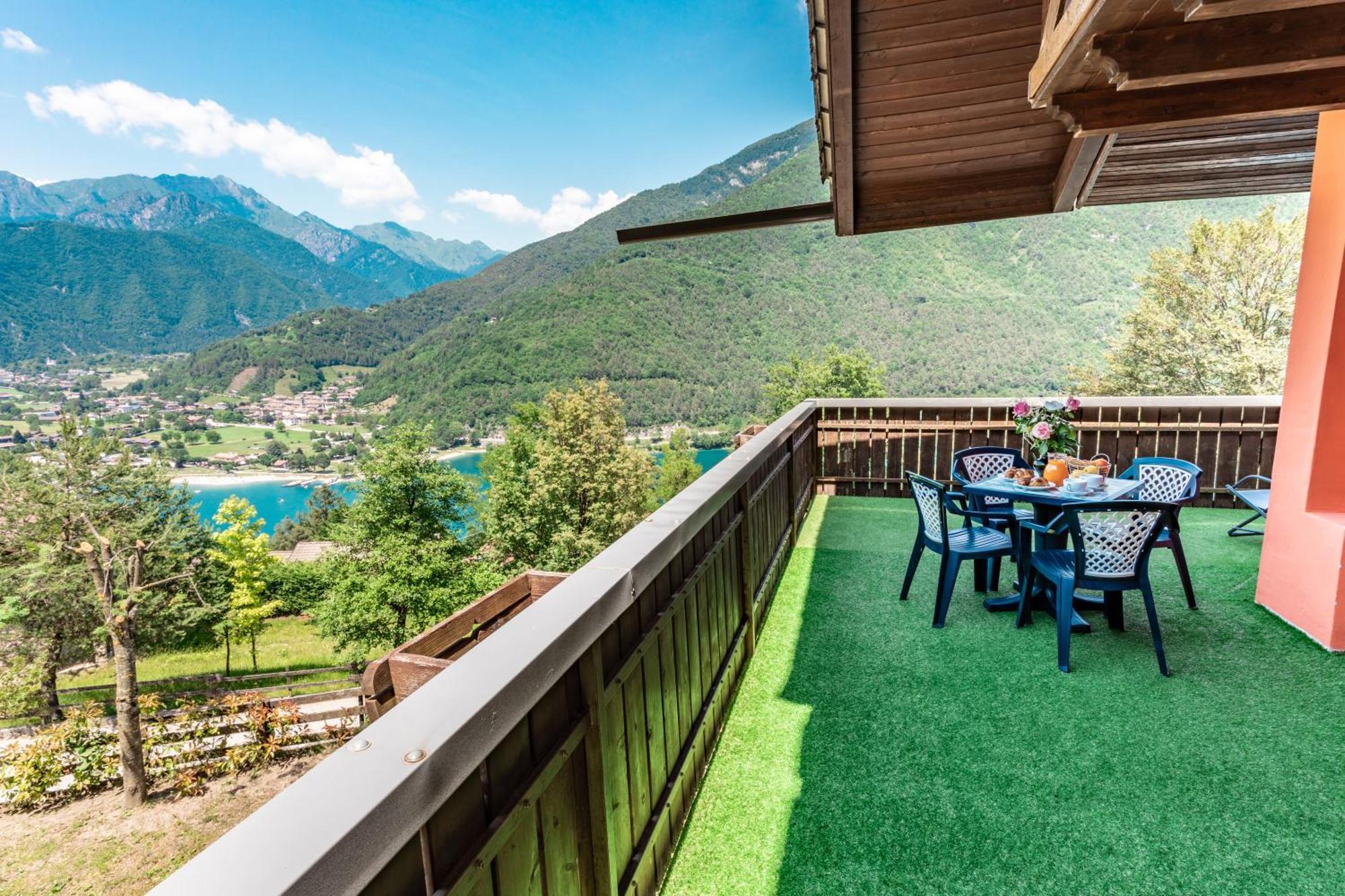 Le Terrazze Sul Lago - Ledro House Pieve Di Ledro Pokoj fotografie
